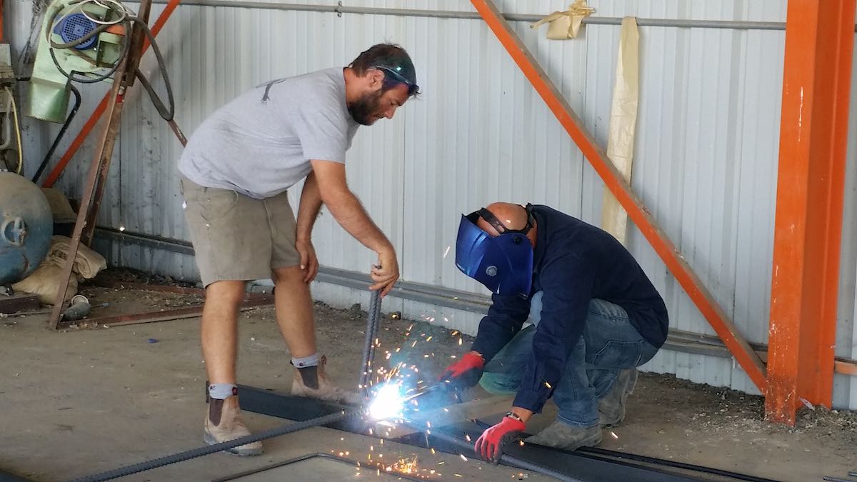 בניית מכשול תת קרקעי בקו התפר עם עזה