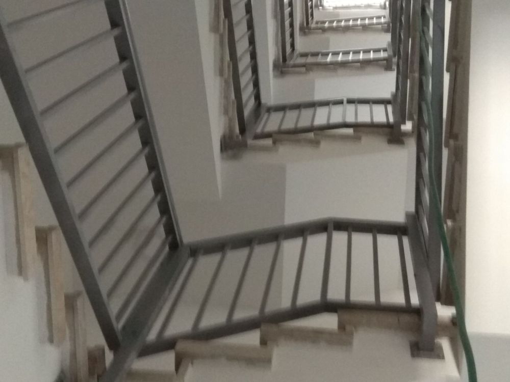 מעקות ברזל